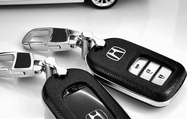 Sửa khóa ô tô – xe hơi – xe tải